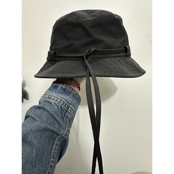 Jacquemus black le bob gadjo bucket hat - Picture 2 of 4